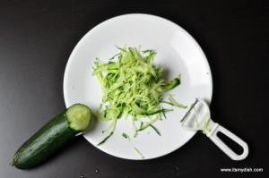 Chinese-cold-noodle-cucumber