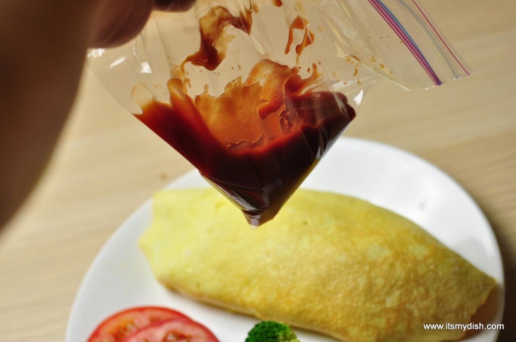 Omelet Fried rice - ketchup bag