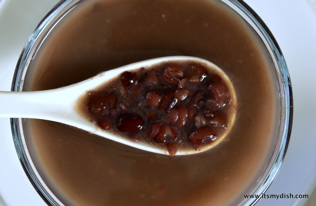 red bean soup - closeup1
